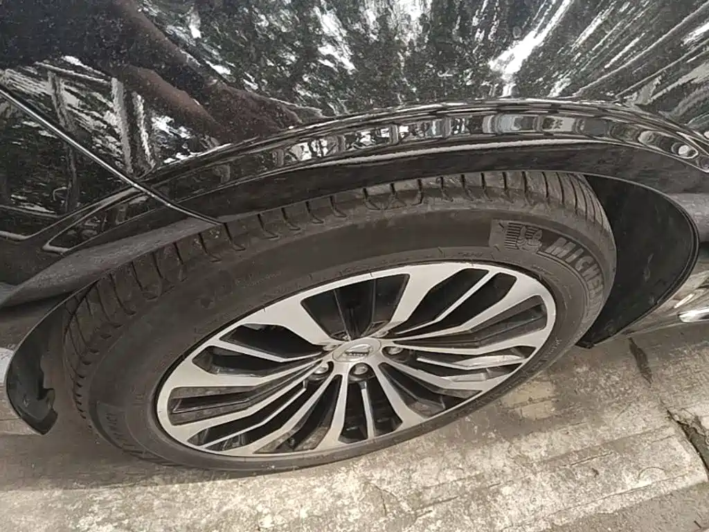 Volvo S90 — фото 23