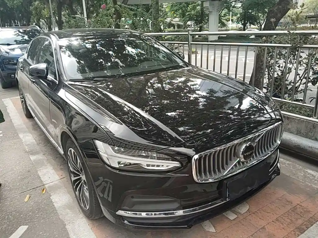 Volvo S90 — фото 4