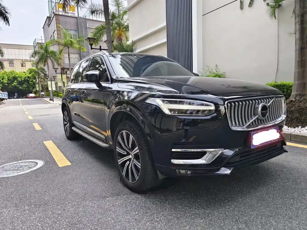 Volvo XC90 — фото 3