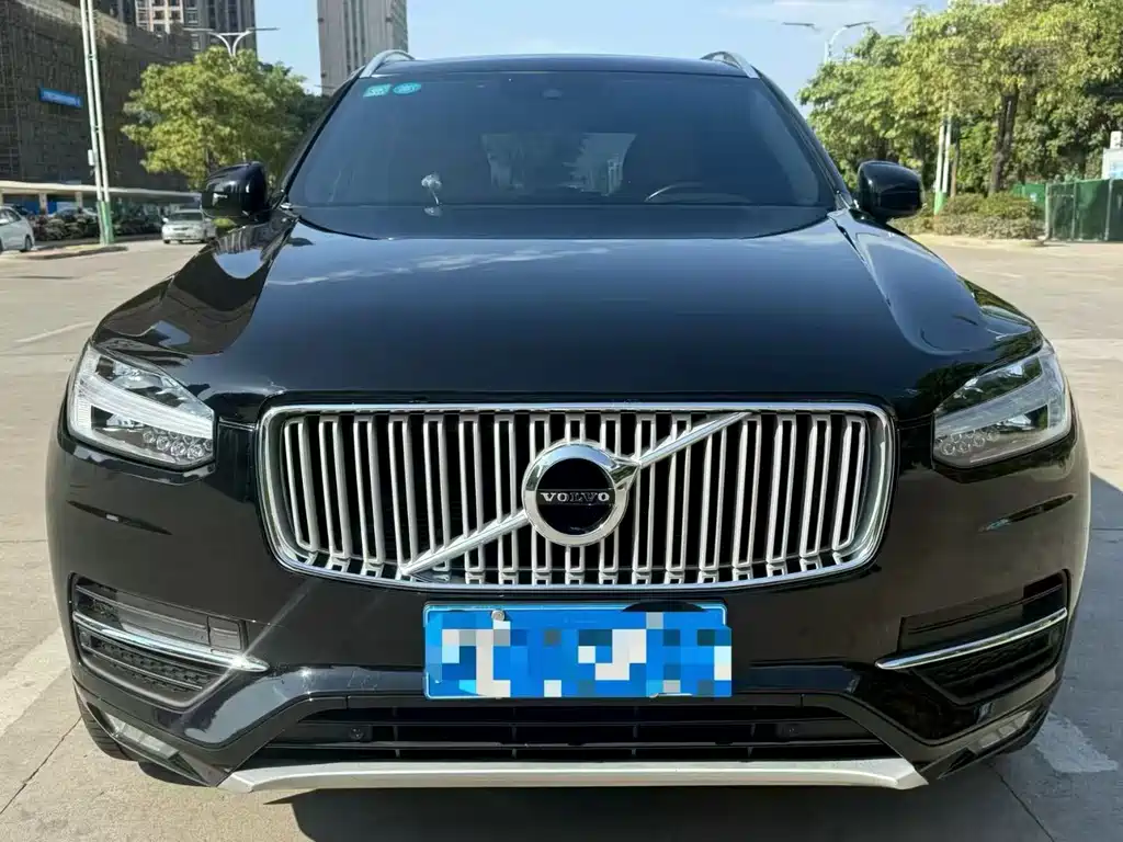 Volvo XC90 — фото 2