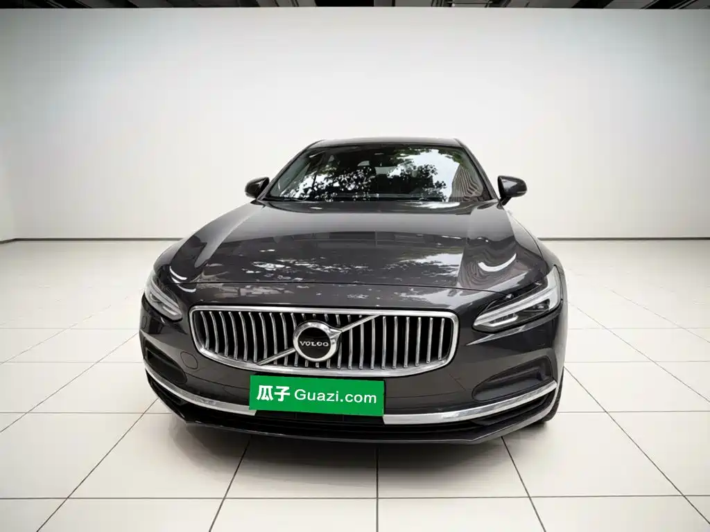 Volvo S90 — фото 24