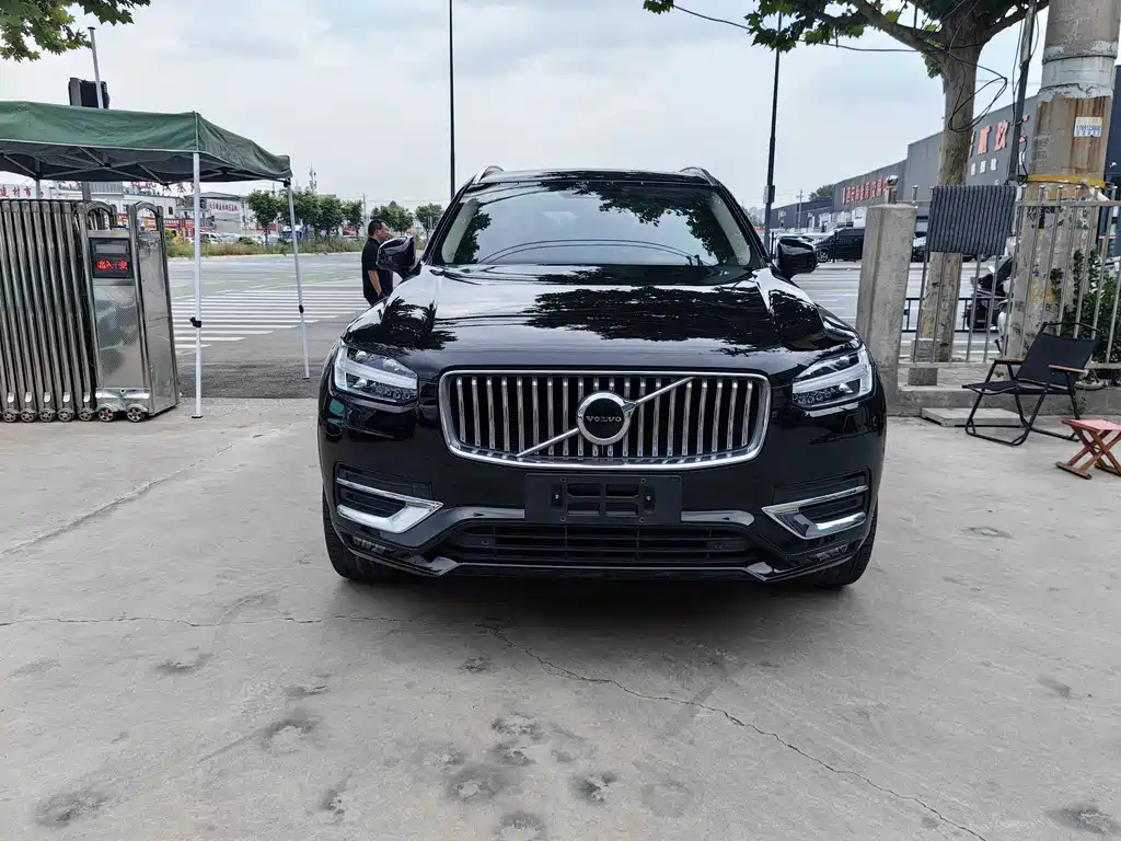 Volvo XC90 — фото 2