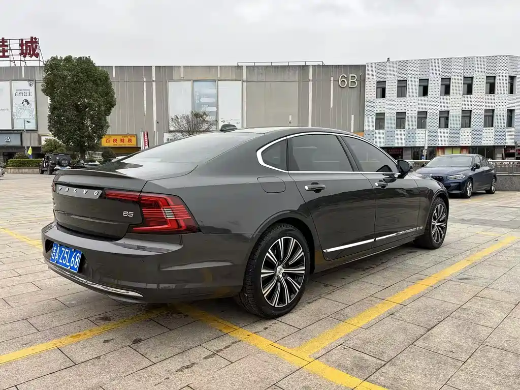 Volvo S90 — фото 7