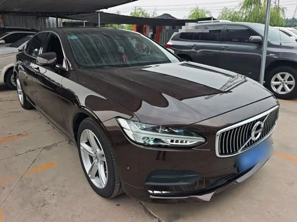 Volvo S90 — фото 4