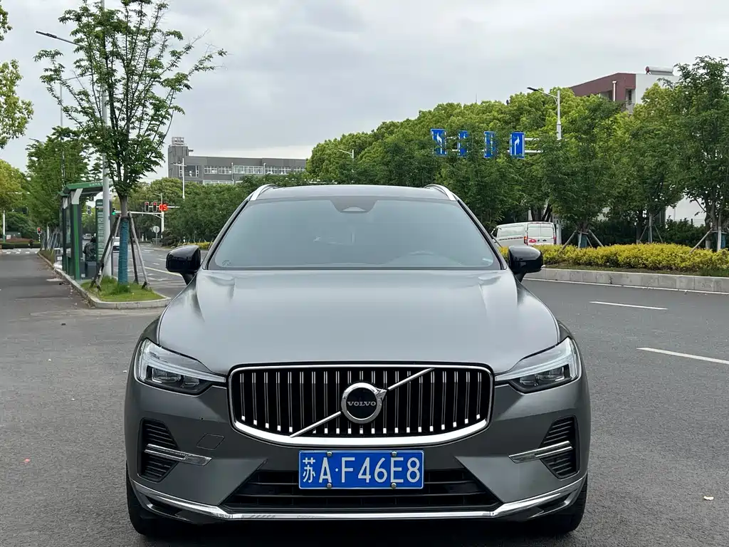 Volvo XC60 — фото 2