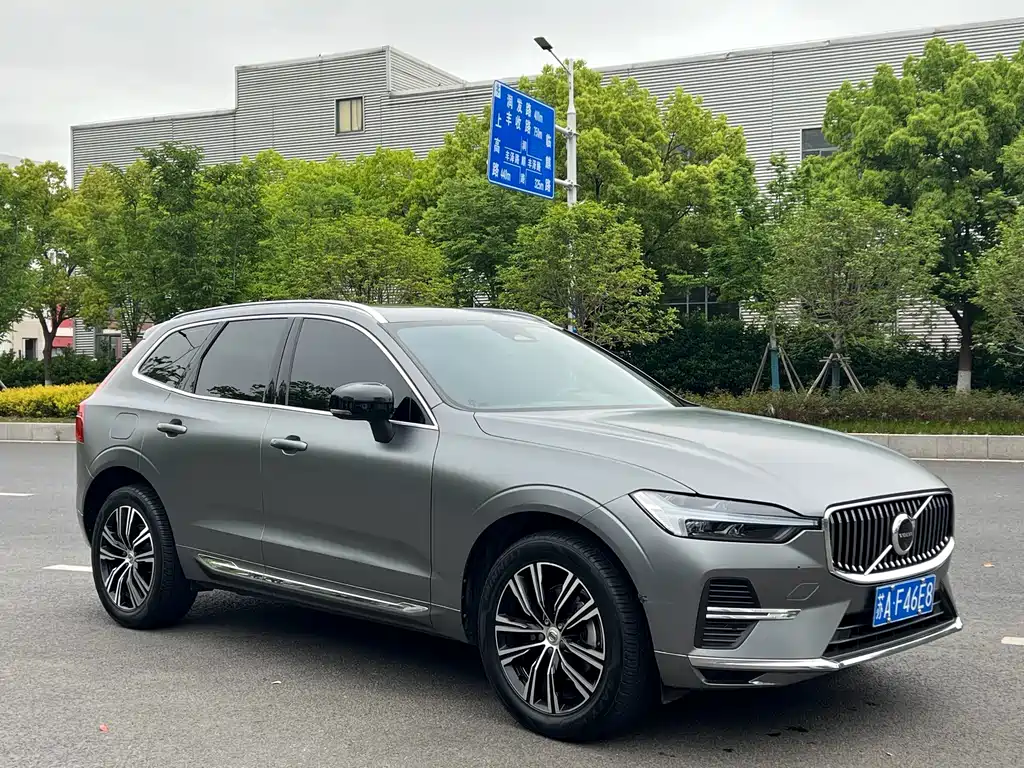 Volvo XC60 — фото 3