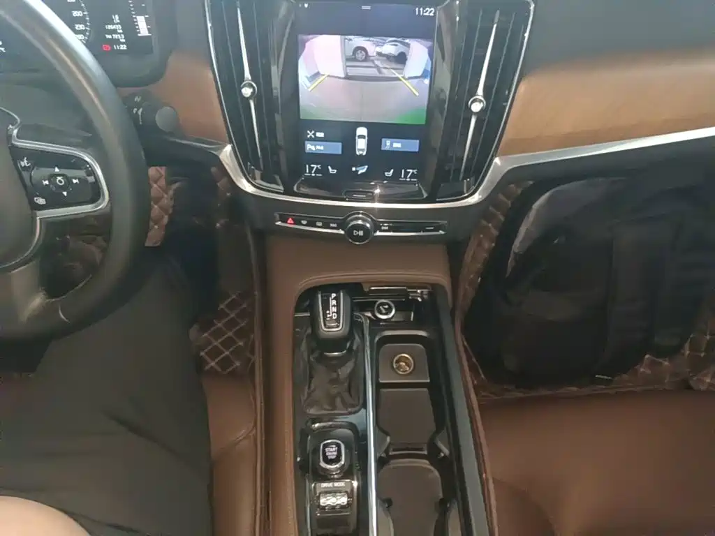Volvo S90 — фото 14