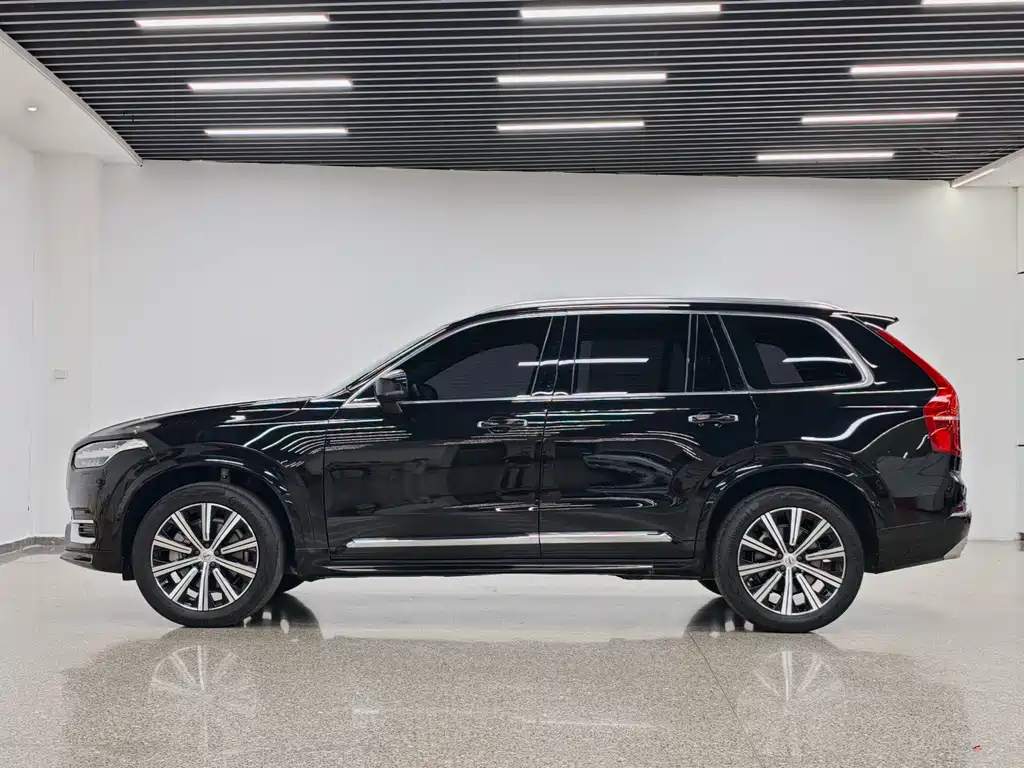 Volvo XC90 — фото 2