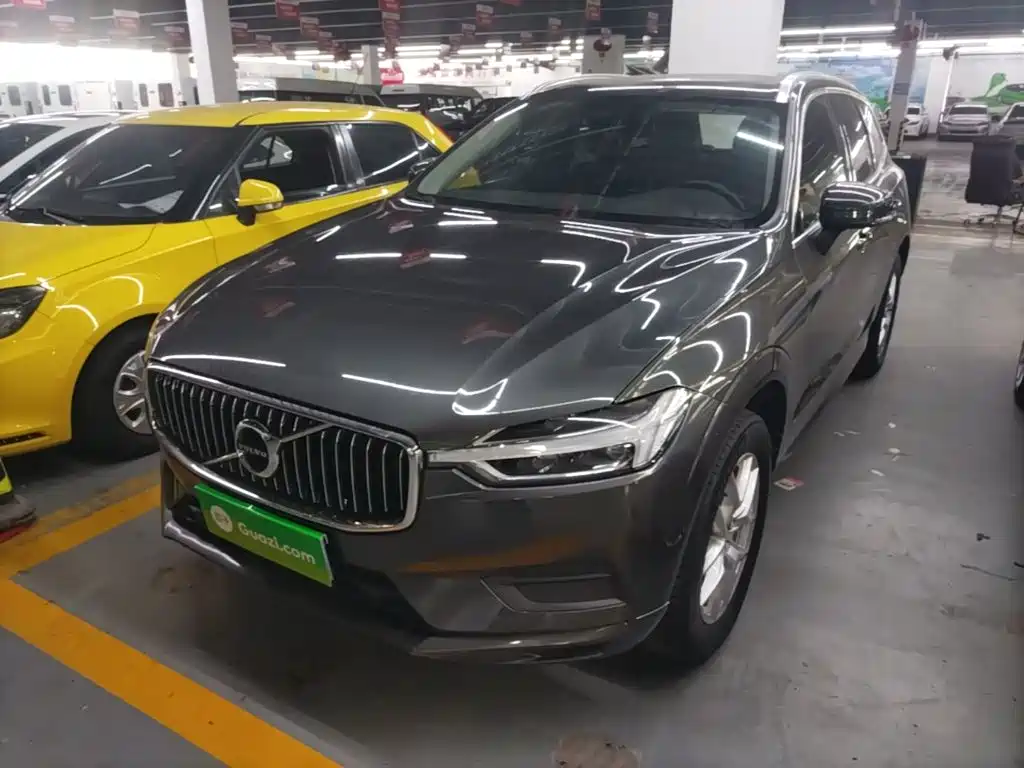 Volvo XC60 — фото 2