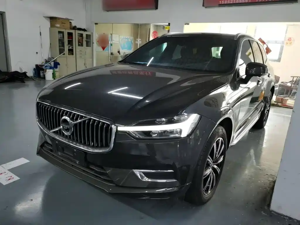 Volvo XC60 — фото 2