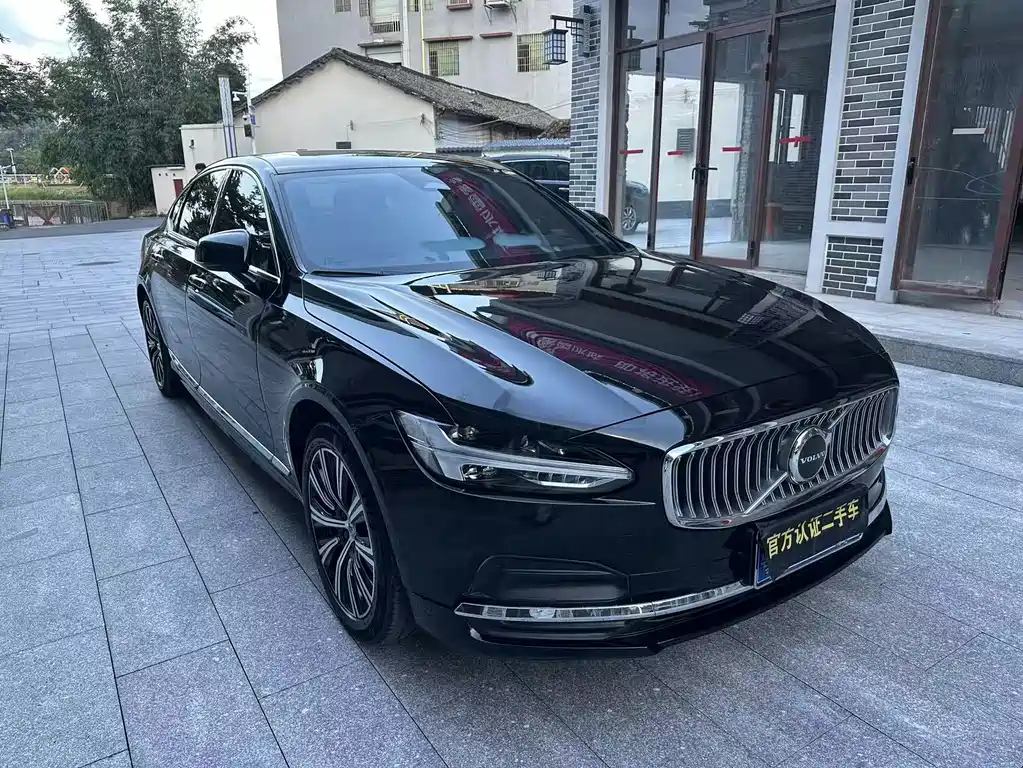 Volvo S90 — фото 3