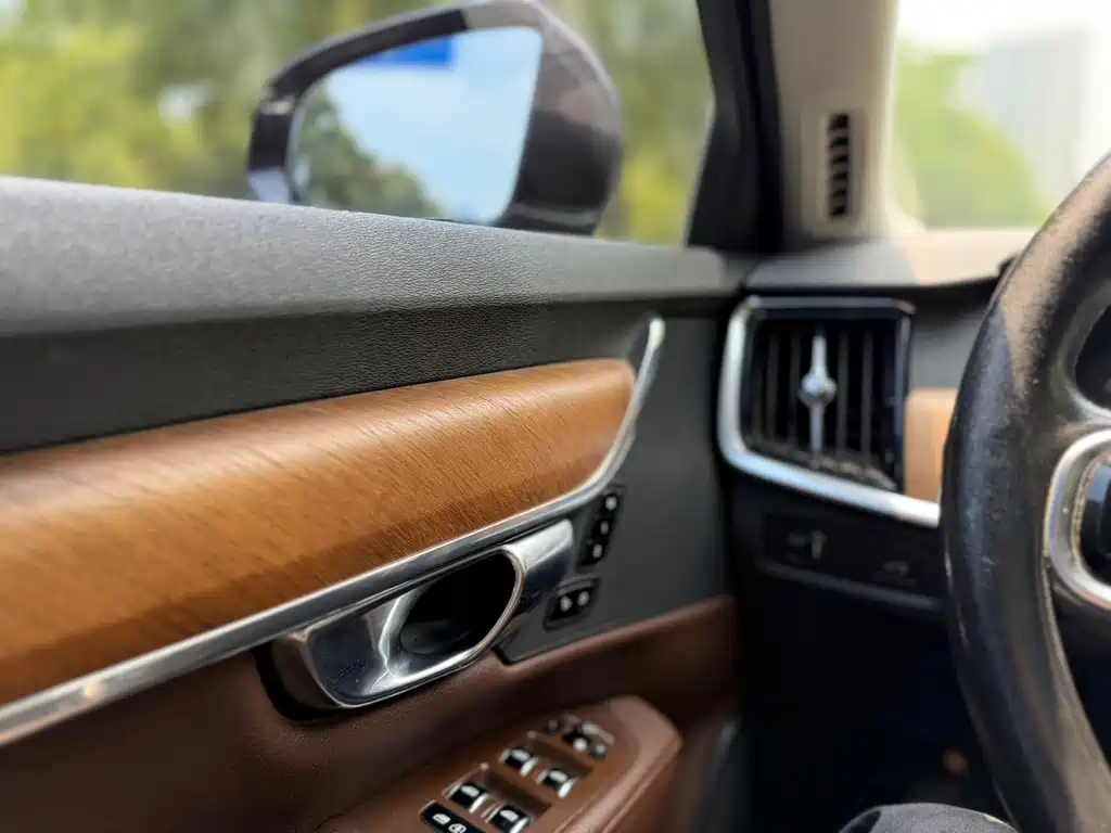Volvo S90 — фото 8