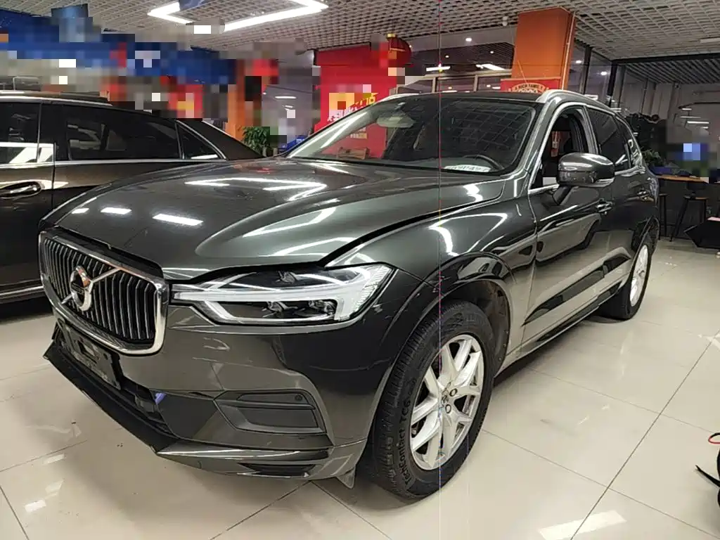 Volvo XC60 — фото 2