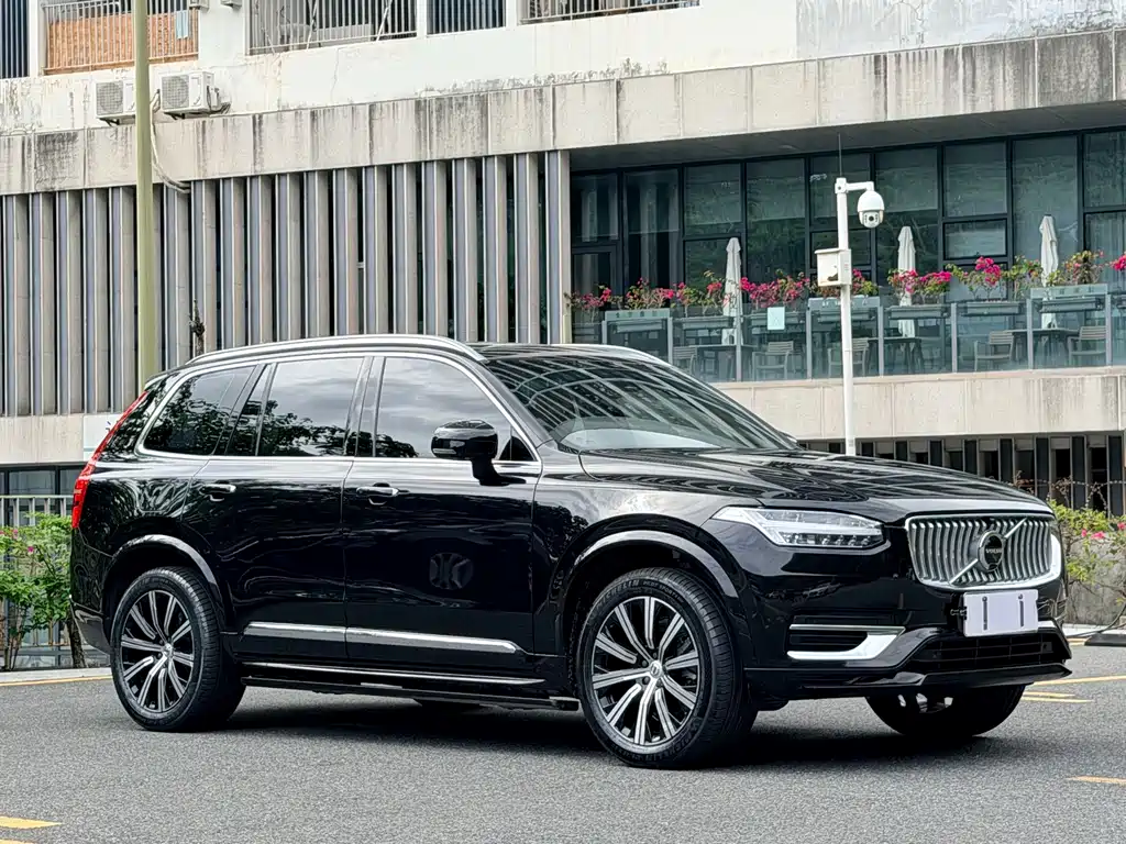 Volvo XC90 — фото 3