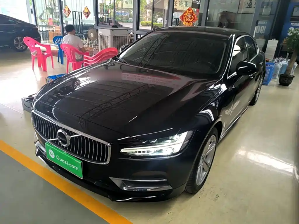 Volvo S90 — фото 2