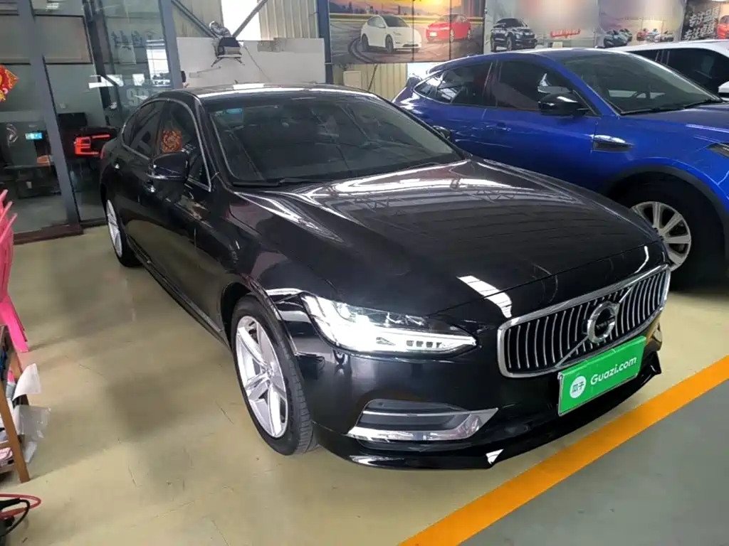 Volvo S90 — фото 4