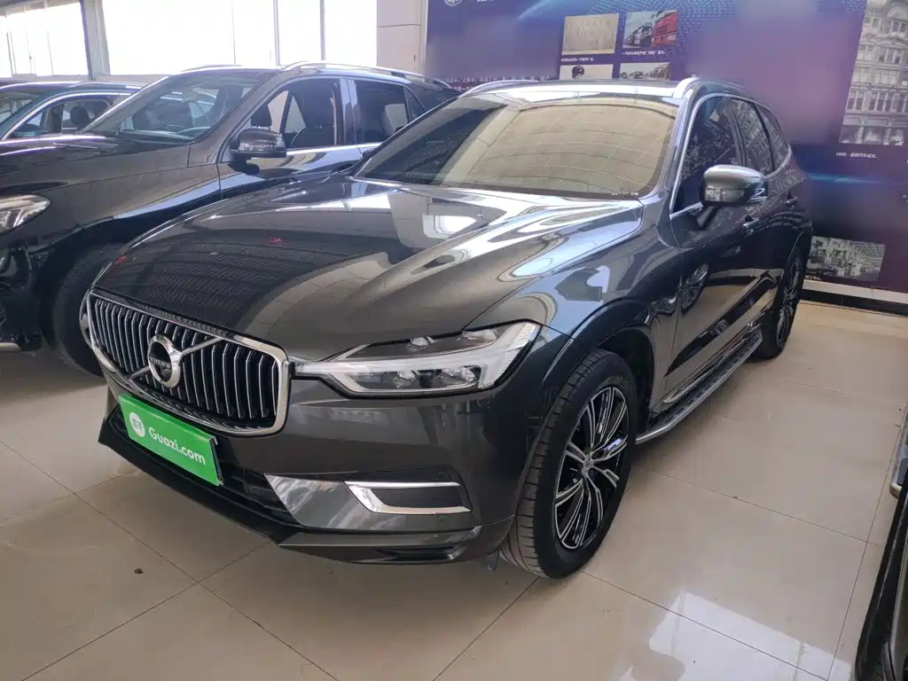 Volvo XC60 — фото 2