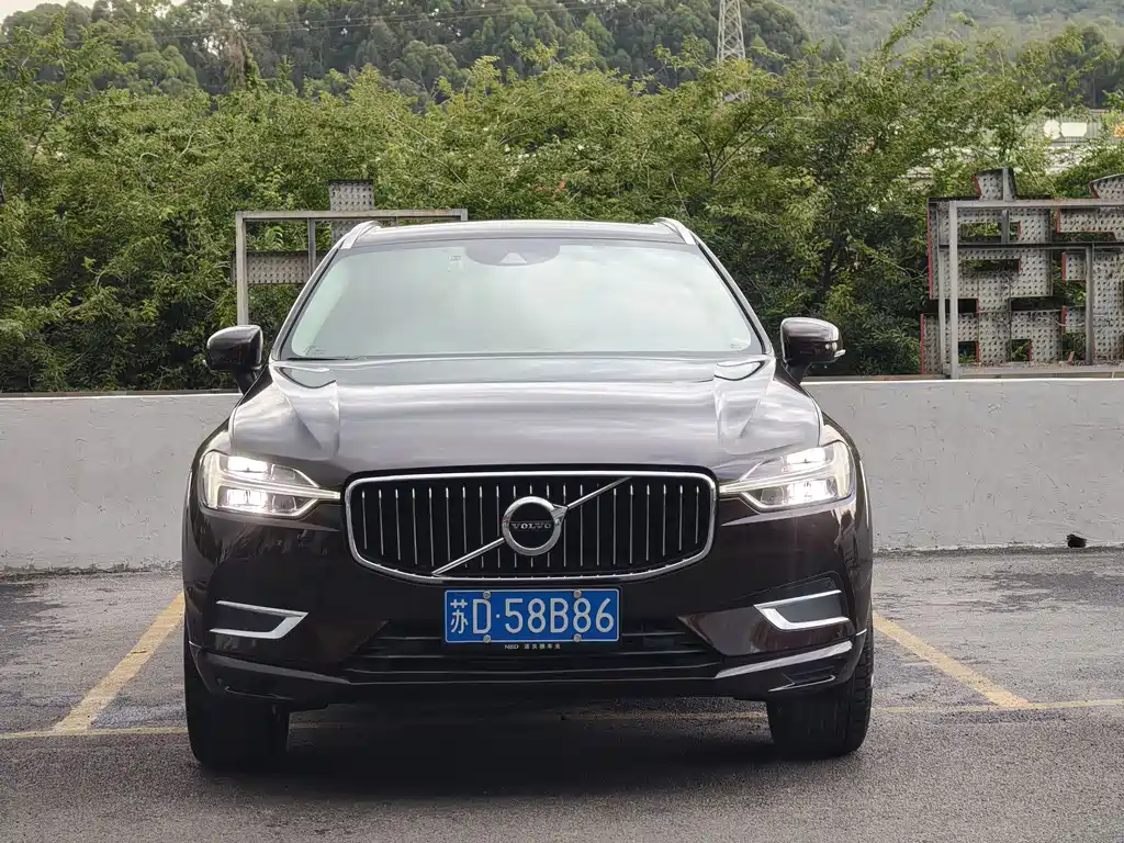 Volvo XC60 — фото 2