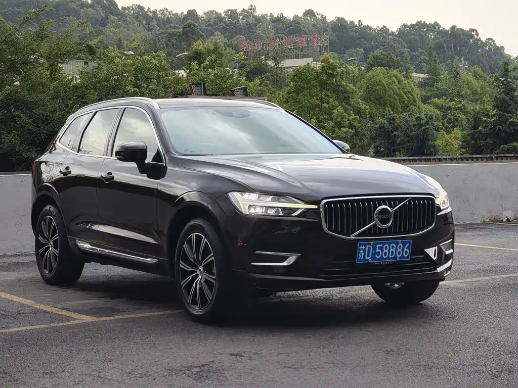 Volvo XC60 — фото 3