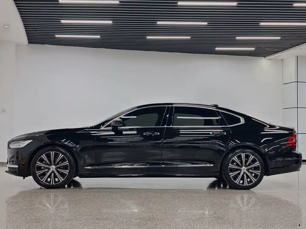 Volvo S90 — фото 2