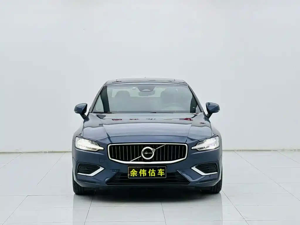 Volvo S60 — фото 2
