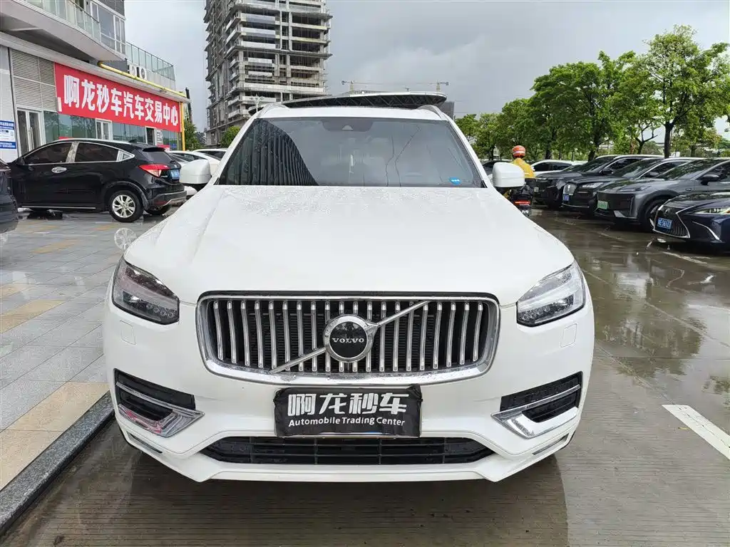 Volvo XC90 — фото 2