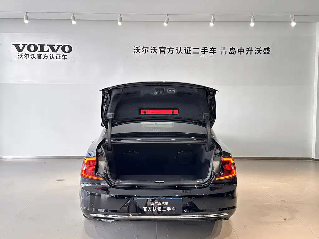Volvo S90 — фото 5