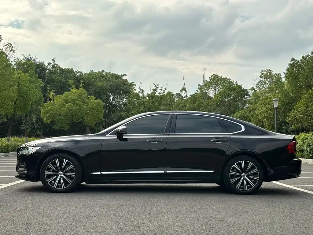 Volvo S90 — фото 3