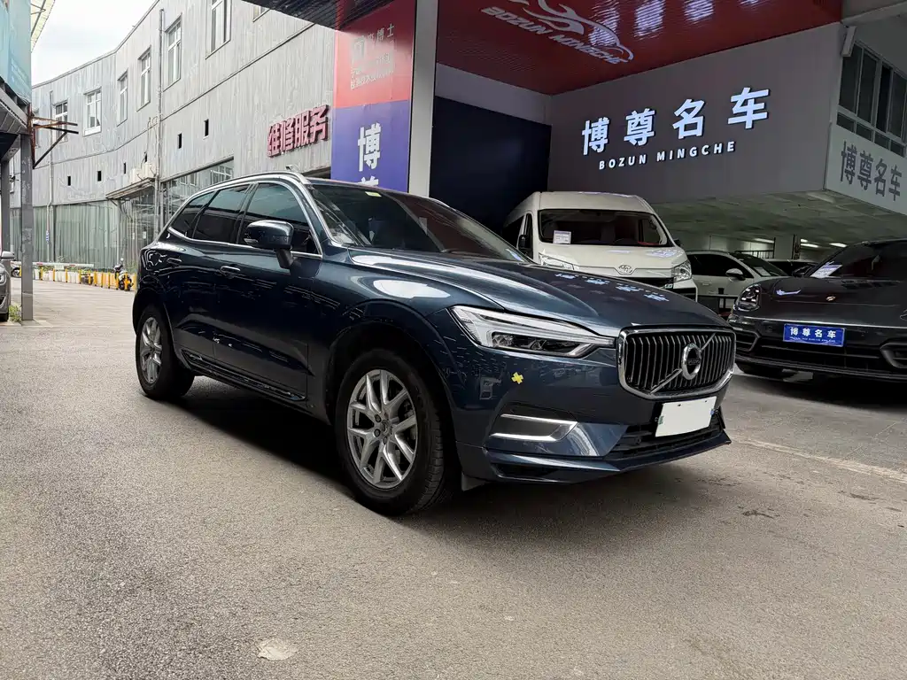 Volvo XC60 — фото 3