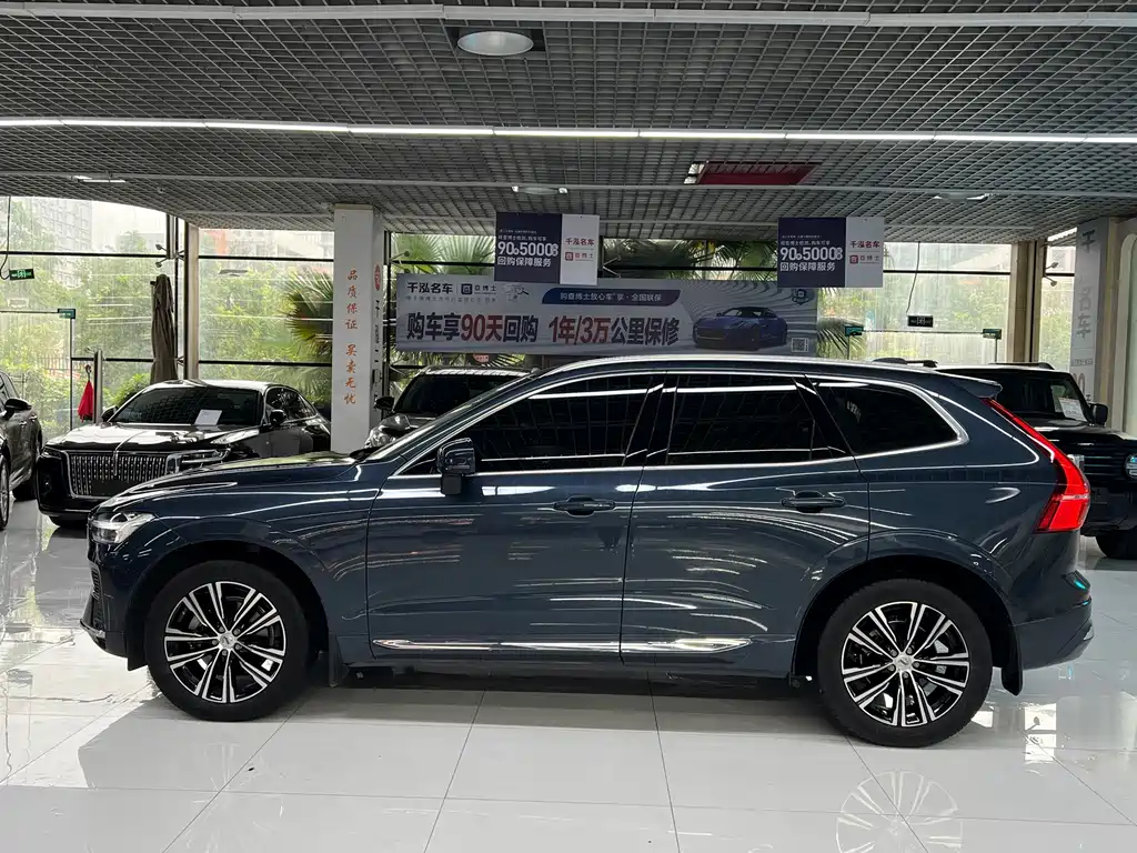 Volvo XC60 — фото 4