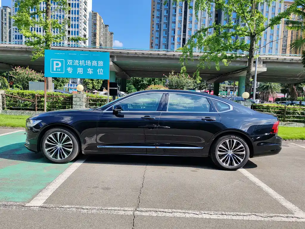 Volvo S90 — фото 4
