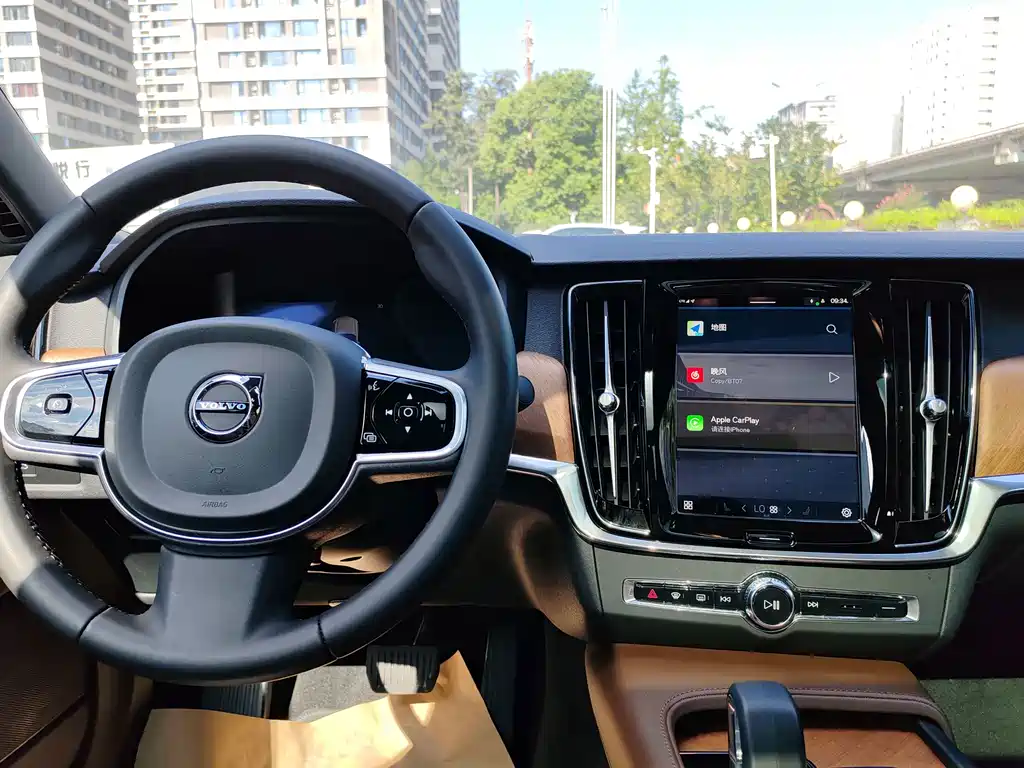 Volvo S90 — фото 9