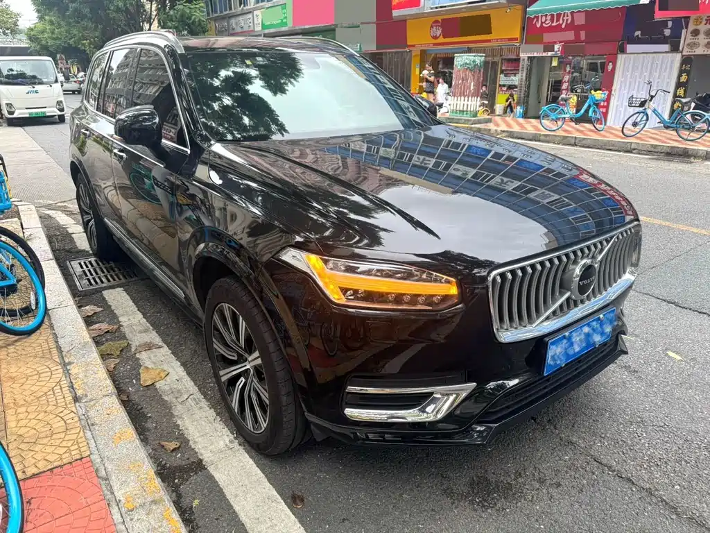 Volvo XC90 — фото 2