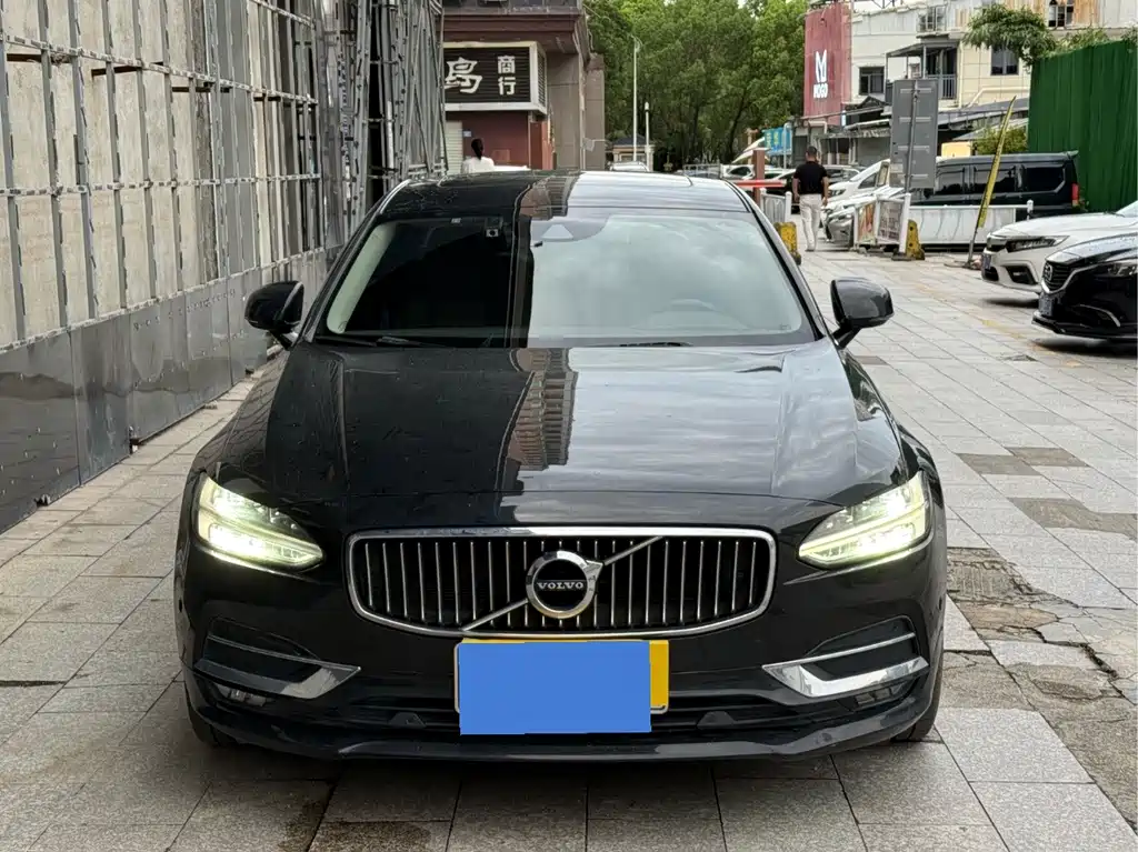 Volvo S90 — фото 2