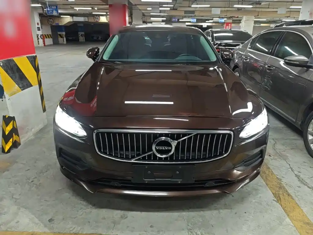 Volvo S90 — фото 3