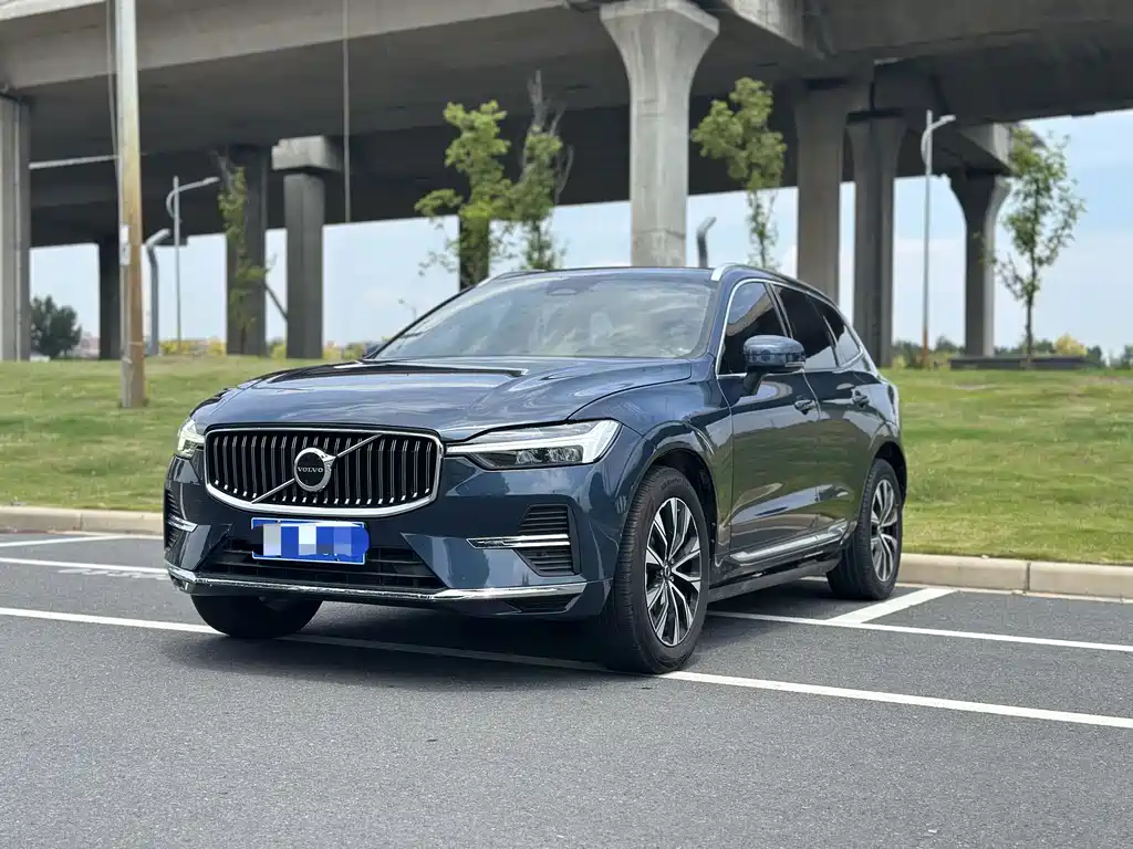 Volvo XC60 — фото 3