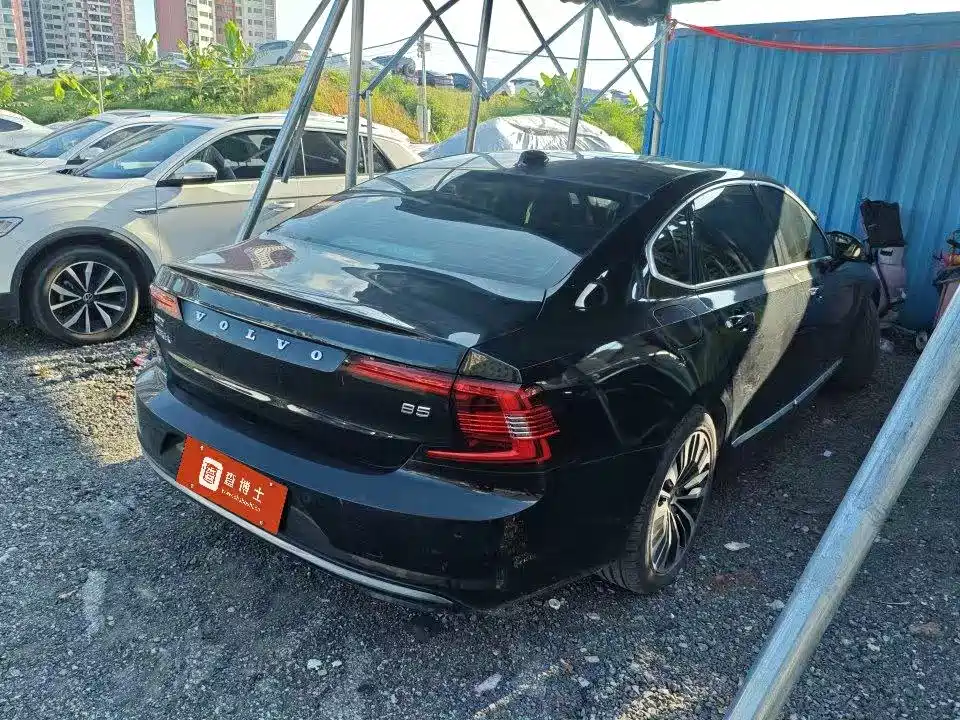 Volvo S90 — фото 2