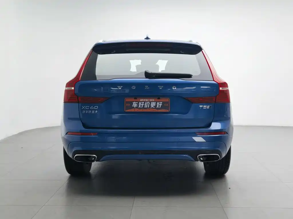 Volvo XC60 — фото 4