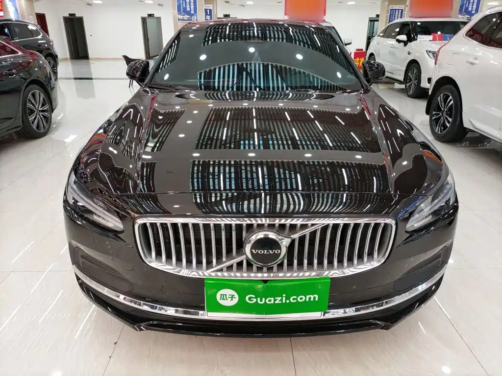 Volvo S90 — фото 3
