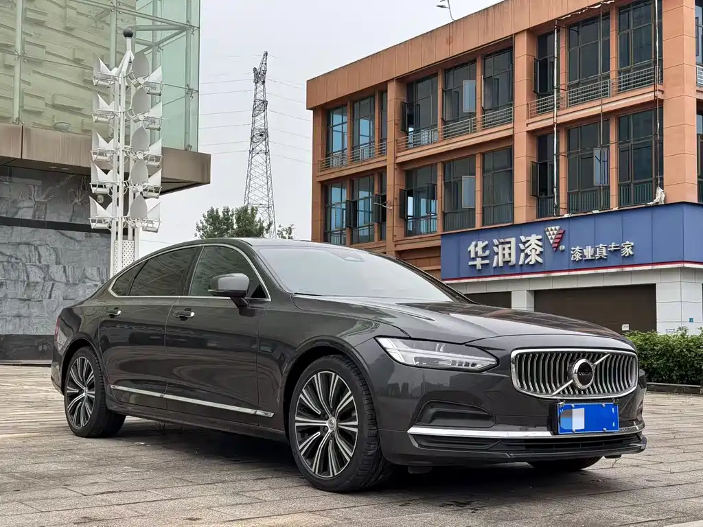 Volvo S90 — фото 3