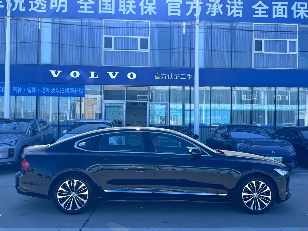 Volvo S90 — фото 3