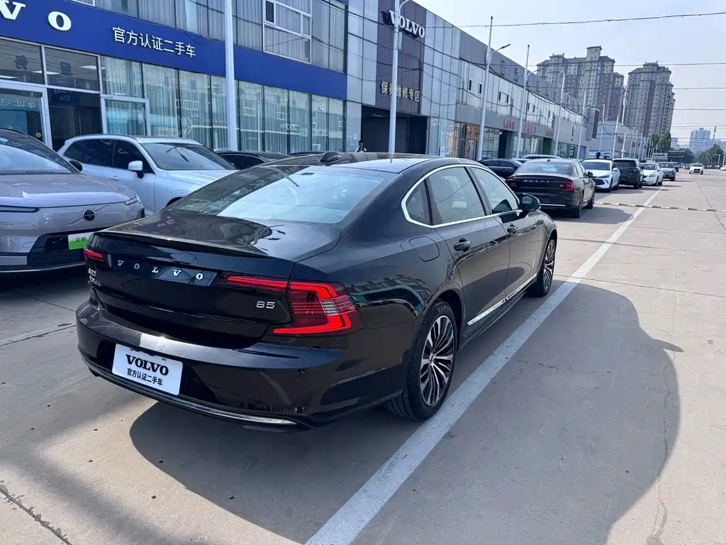 Volvo S90 — фото 4