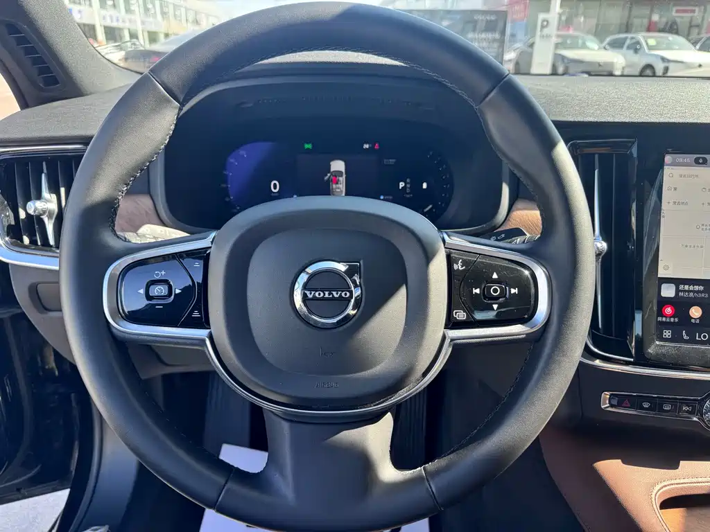 Volvo S90 — фото 7