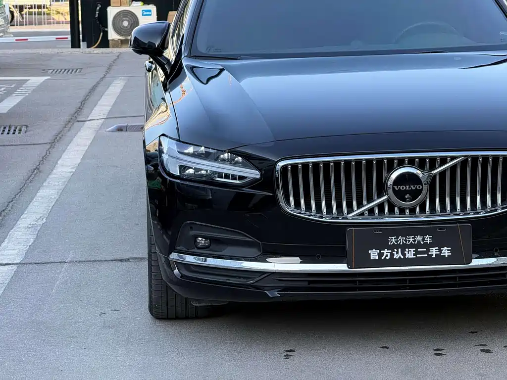 Volvo S90 — фото 2