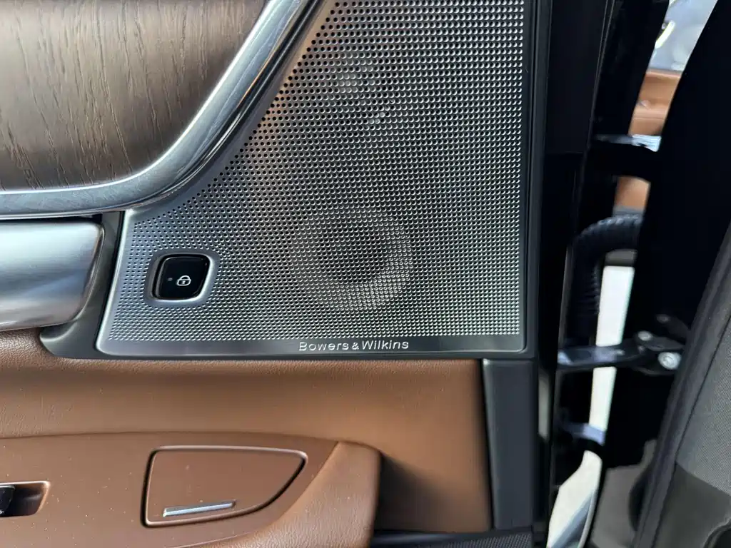Volvo S90 — фото 13