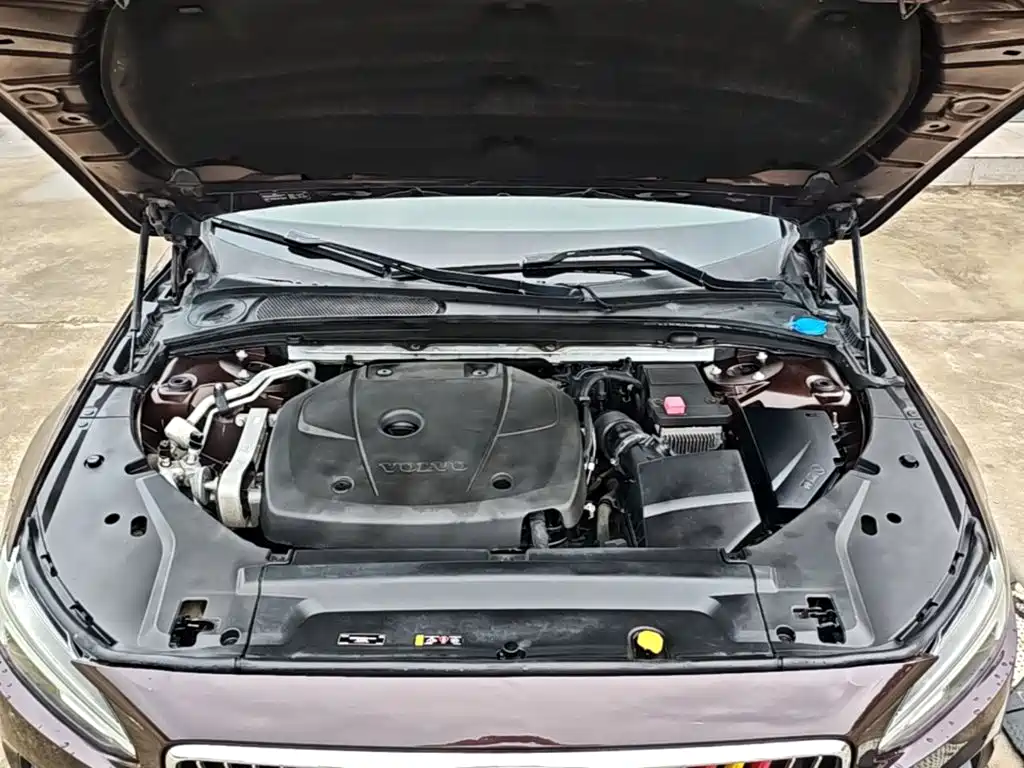 Volvo S90 — фото 20
