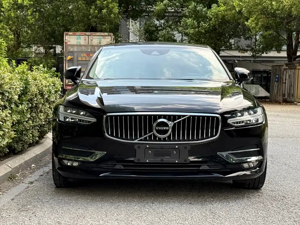 Volvo S90 — фото 2