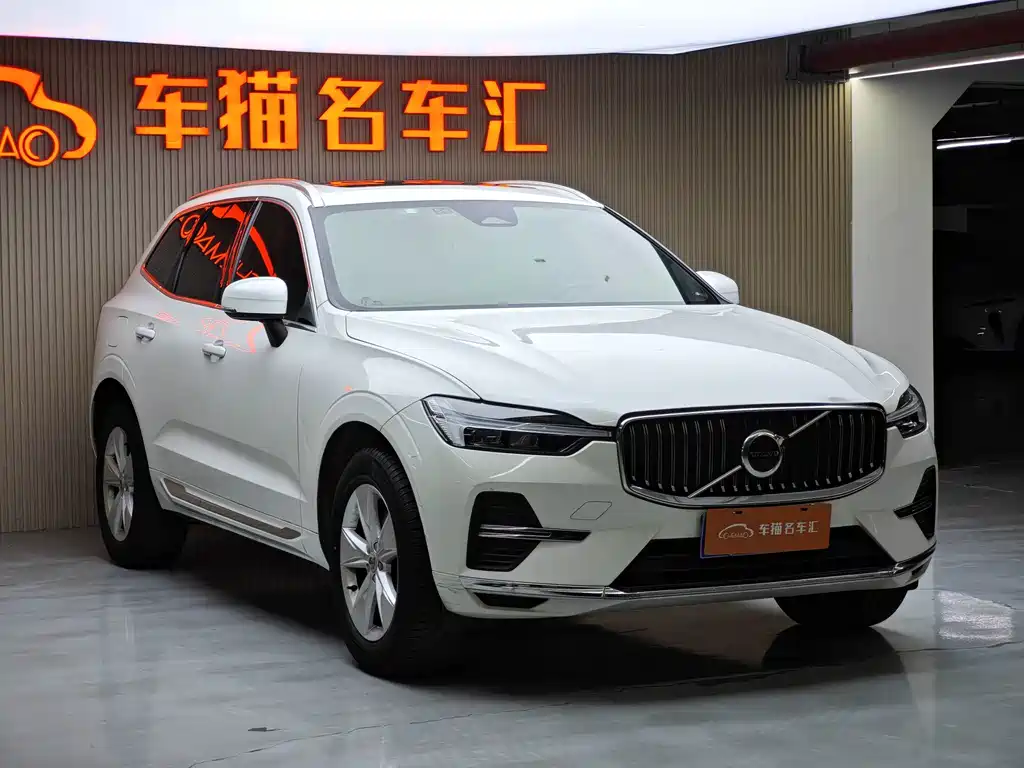 Volvo XC60 — фото 2