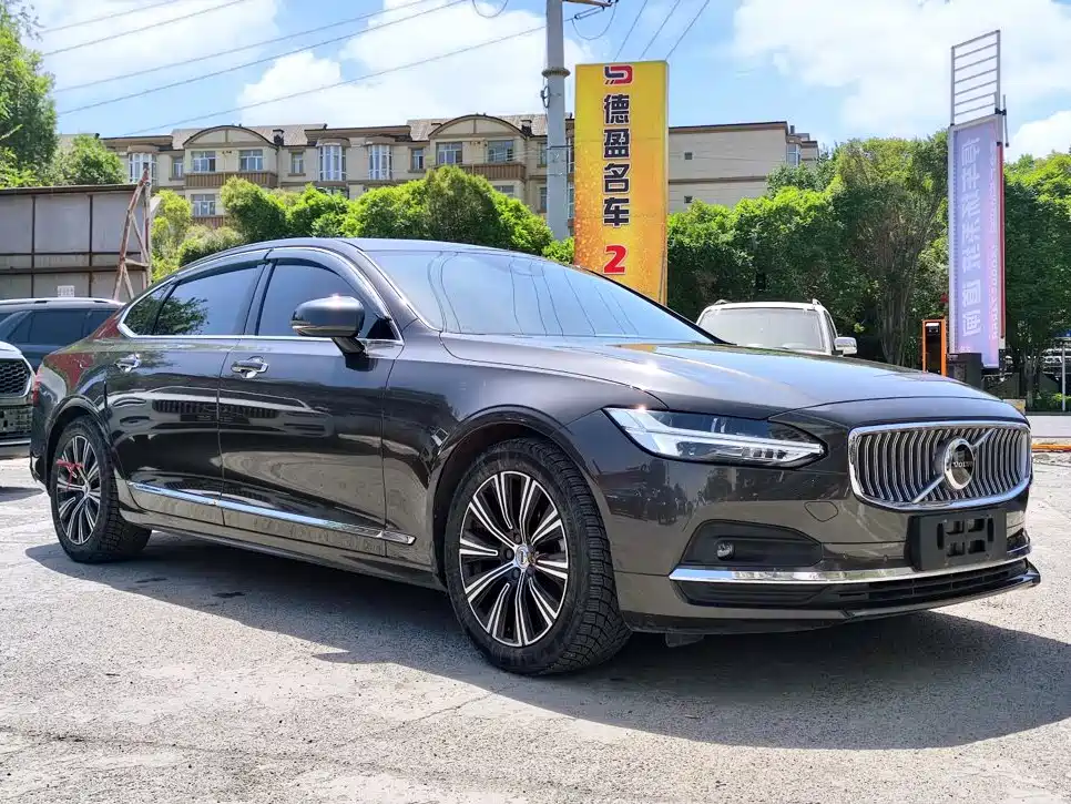 Volvo S90 — фото 3