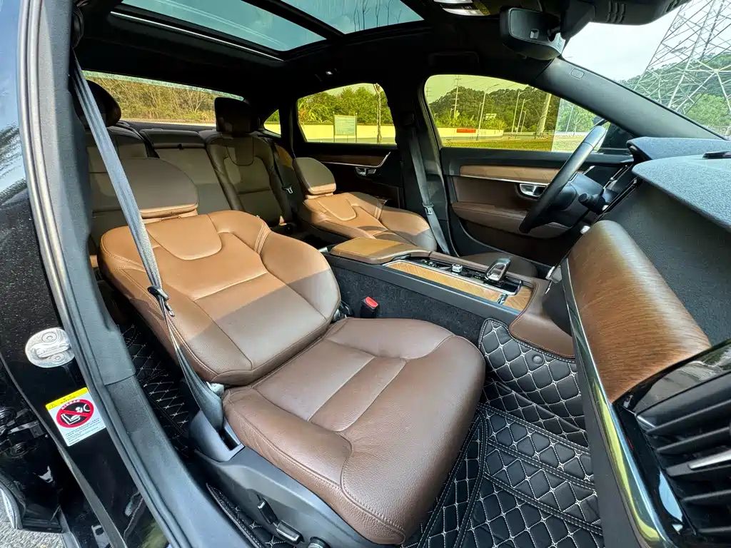Volvo S90 — фото 20